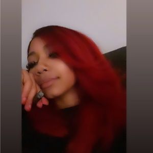 Meet your Posher, Lashea